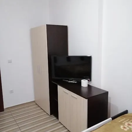 Campismo de Luxo Стаи За Гости Албена *
